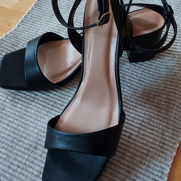 A New Day Black Size 10.Elegant Women's Sandals - Picture 7 of 7